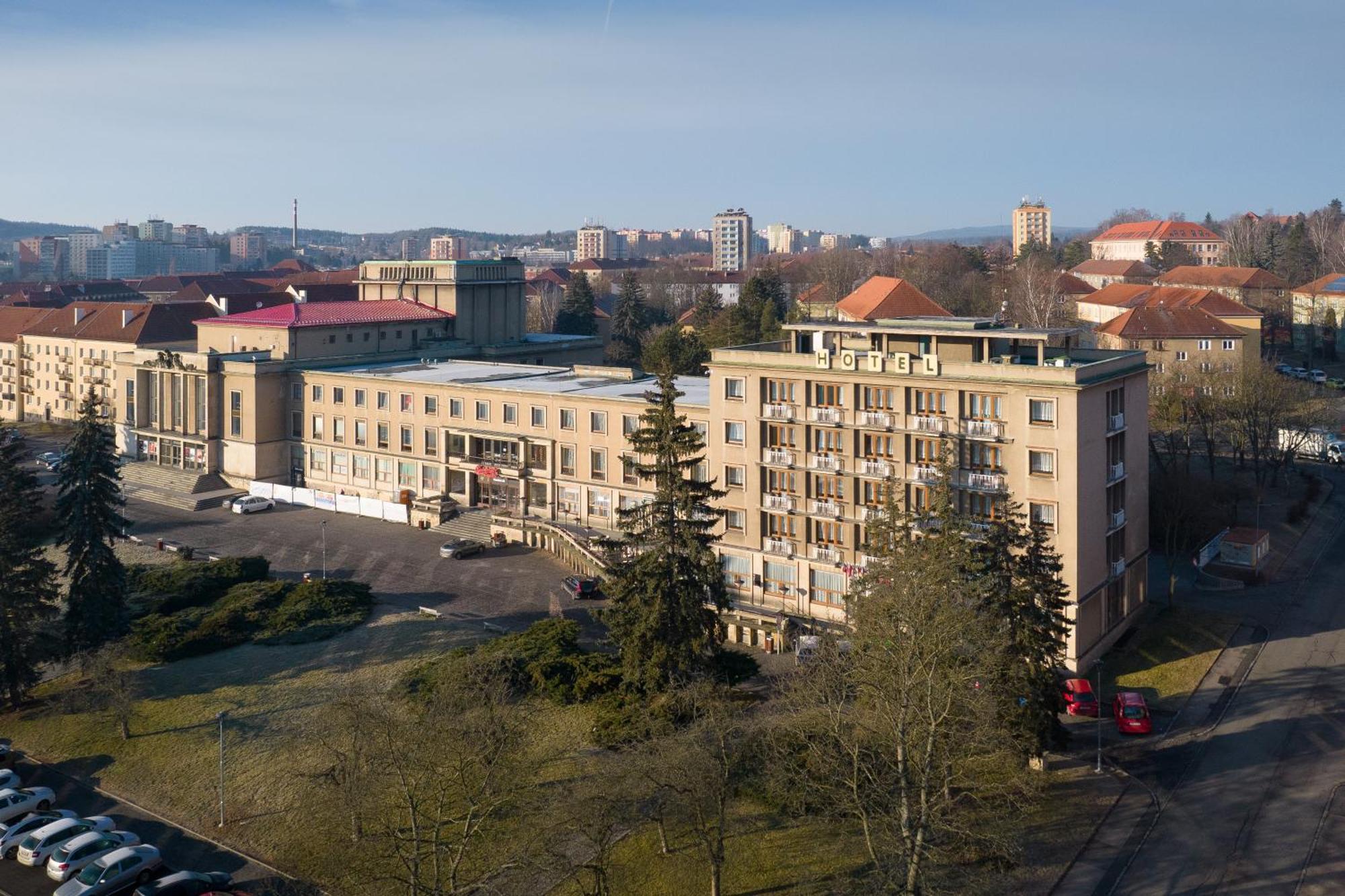 Hotel Belvedere Pribram Exterior photo